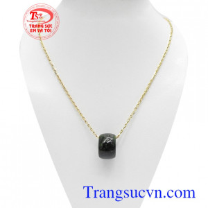 Bộ dây chuyền lu thống chiêu tài mang hình tượng của chiếc lu, điều hòa và cân bằng năng lượng xung quanh con người