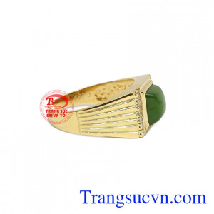 Sản phẩm có thể kết hợp cùng nhiều trang phục.