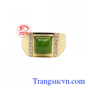 Nhẫn nam nephrite sang trọng được thiết kế mạnh mẽ, tinh tế cho phái mạnh thêm tự tin.