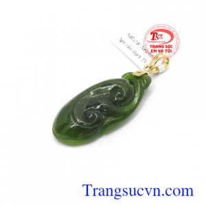 Mặt dây chuyền Nephrite móc vàng 14k tinh tế