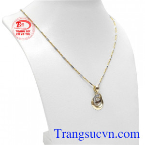 Bộ trang sức quyến rũ Hàn Quốc với thiết kế mới, trẻ trung và quyến rũ giúp tăng thêm vẻ đẹp cho người dùng.