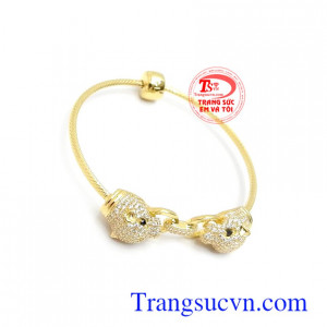 Vòng tay 10k đính đá tinh tế mang lại sự mới lạ, quyến rũ và dịu dàng cho phong cách phái đẹp