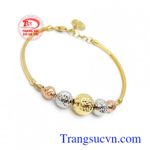 Vòng tay vàng tây 10k phong cách với thiết kế hạt bi tròn xinh xắn nổi bật tôn lên vẻ đẹp sang trọng quý phái cho bạn nữ