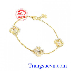 Lắc tay vàng cỏ ba lá may mắn vàng 10k phù hợp phong cách thời trang đa dạng phái đẹp