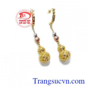 Hoa tai hồ lô đẹp là món quà sinh nhật mà các bạn nữ ưa thích