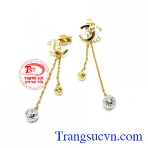 Hoa tai vàng đẹp dịu dàng