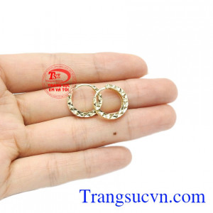 Trang sức nhập khẩu ấn tượng