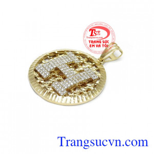 Sản phẩm mặt dây chuyền được nhập khẩu từ Hàn Quốc, sản phẩm đẹp được chế tác tinh tế và sắc nét