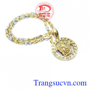 Bộ dây chuyền đẹp mạnh mẽ