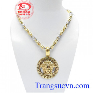 Bộ dây chuyền đẹp mạnh mẽ là sản phẩm được các bạn nam ưa thích, sản phẩm được thiết kế 3D tỉ mỉ, sắc nét.