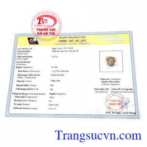 Giấy kiểm định từ trung tâm ngọc học