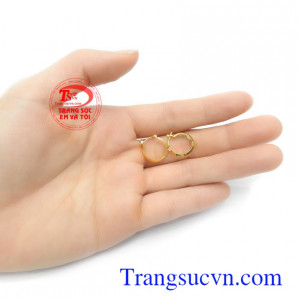 Hoa tai nữ dịu dàng xinh xắn