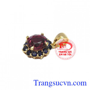 Mặt dây granat thiên nhiên