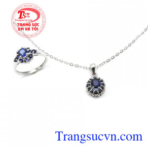 Bộ dây chuyền sapphire sang trọng, giao hàng nhanh trên toàn quốc