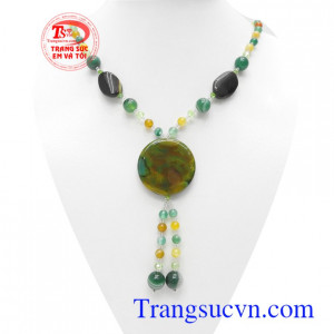 Chuỗi cổ mã não dịu dàng kiểu dáng kết hợp tinh xảo, thời trang và sang trọng
