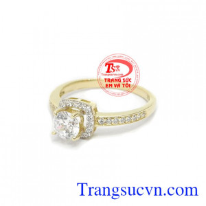 Chiếc nhẫn nữ đeo hợp thời trang