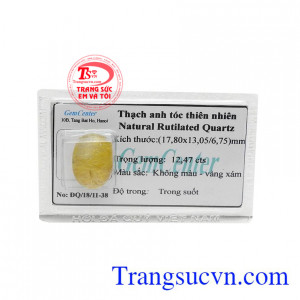 Thạch anh tóc ép vỉ tài lộc là sản phẩm đẹp, cao cấp với nhiều tinh thể kim que vàng óng, phát triển theo hướng đi lên