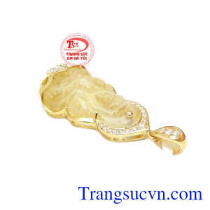 Sản phẩm thích hợp cho cả nam và nữ.