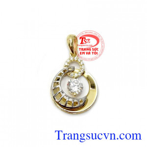 Mặt dây chuyền nữ thanh lịch là sản phẩm mặt dây chuyền được các bạn nữ ưa thích