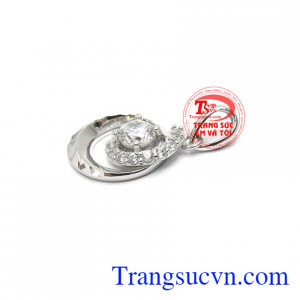 Mặt dây chuyền vàng trắng đẹp 10k, bảo hành 6 tháng, giao hàng nhanh trên toàn quốc