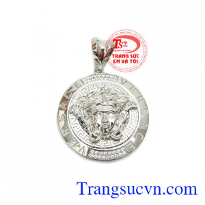 Mặt dây chuyền đẹp đẳng cấp là sản phẩm mặt dây được chế tác theo công nghệ 3D mới của Hàn Quốc.