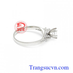 Nhẫn nữ đính thương hiệu uy tín, chất lượng, giao hàng toàn quốc