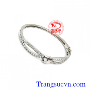 Vòng tay Korea vàng trắng xinh xắn phù hợp làm quà tặng cho một nửa yêu thương những dịp ý nghĩa