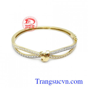 Vòng tay Korea vàng màu xinh xắn phong cách sang trọng, đẳng cấp và thời trang, tôn lên sự dịu dàng, duyên dáng và quý phái cho phái đẹp