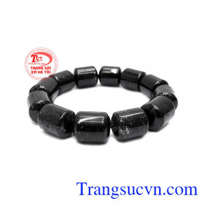 Chuỗi thạch anh tóc đen trụ 14 ly được chế tác từ thạch anh tóc đen thiên nhiên.