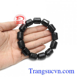 Sản phẩm thích hợp cho người mệnh mộc và thủy.