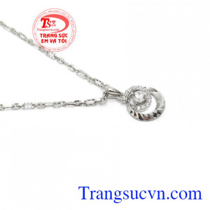 Bộ dây chuyền vàng trắng đẹp, giao hàng nhanh trên toàn quốc.