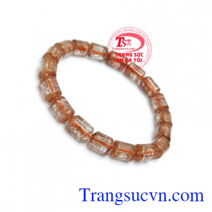 Thạch Anh Tóc phù hợp với mọi lứa tuổi, hợp thời trang và trang phục
