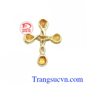 Mặt dây thánh giá sapphire độc đáo được chế tác từ vàng tây 14k và sapphire thiên nhiên hợp phong thủy
