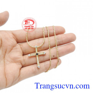 Bộ trang sức bền đẹp, thích hợp làm quà tặng cho người phụ nữ của bạn.