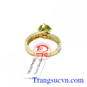 Nhẫn Nữ vàng gắn đá tự nhiên, chất lượng vàng đảm đeo bền đẹp sáng bóng, tinh tế và sang trọng dành cho phái đẹp