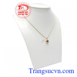 Bộ dây chuyền spinel tự nhiên là sản phẩm bộ trang sức đẹp được các bạn nữ ưa thích