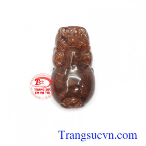 Mặt tỳ hưu thạch anh tóc may mắn chạm khắc đẹp, chất lượng ngọc đảm bảo, phù hợp làm mặt dây chuyền, mặt nhẫn hợp thời trang và phong thủy