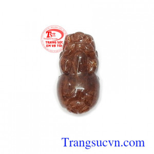 Tỳ hưu thạch anh tóc bình an là biểu tượng tài lộc ưa chuộng bậc nhất của giới doanh nhân, có tác dụng chiêu tài lộc, may mắn và bình an cho người đeo