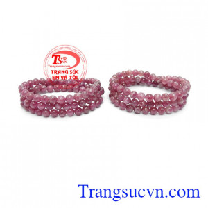 Chuỗi tay tourmaline phù hợp với mọi lứa tuổi, hợp thời trang và trang phục