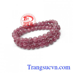 Tourmaline thiên nhiên mang lại nhiều may mắn, giúp thư giãn, giảm căng thẳng trong cuộc sống