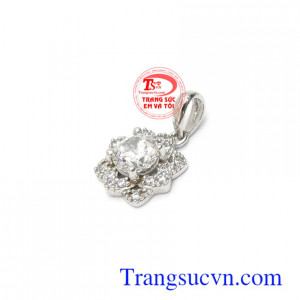 Mặt dây chuyền 10k sang trọng thời thượng
