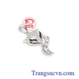 Mặt dây chuyền hồ ly vàng trắng phù hợp phong cách phái đẹp, là dòng sản phẩm rất được ưa chuộng