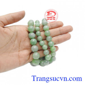 Ngọc cẩm thạch thể hiện đẳng cấp của người sử dụng.