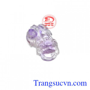 Tỳ hưu thạch anh tím thích hợp cho người mệnh hỏa và thổ.