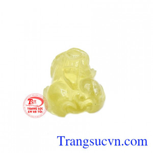 Tỳ hưu thạch anh vàng TN thích hợp làm mặt dây bọc vàng hoặc bạc. 