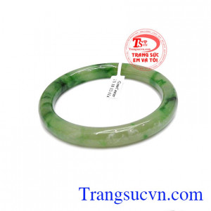 Ngọc cẩm thạch đeo phong thủy, hợp với tất cả các mệnh