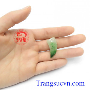 Mặt dây chuyền ngọc cẩm thạch thiên nhiên