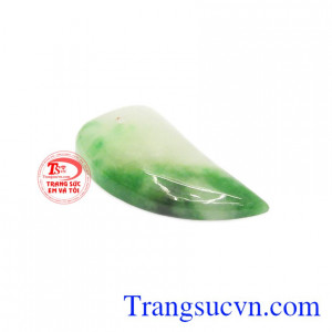 Móng ngọc cẩm thạch Phù thủy Harry được chế tác từ ngọc cẩm thạch thiên nhiên.