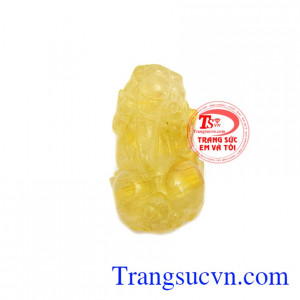 Tỳ hưu giàu sang là sản phẩm thạch anh tóc thiên nhiên, sản phẩm có thể bọc vàng làm mặt dây chuyền