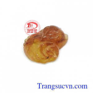 Mang Mặt hồ ly thạch anh tóc bình an bên người có tác dụng mang lại may mắn trong tình duyên, khôn khéo trong giao tiếp, củng cố quyền lực, chiêu tài lộc cho chủ nhân